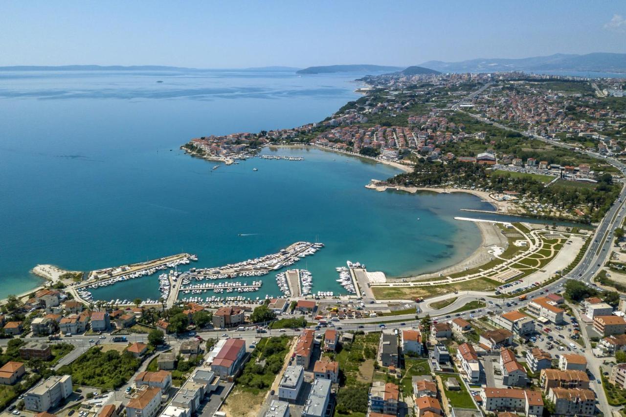 Apartments With A Parking Space Podstrana, Split - 17586 外观 照片