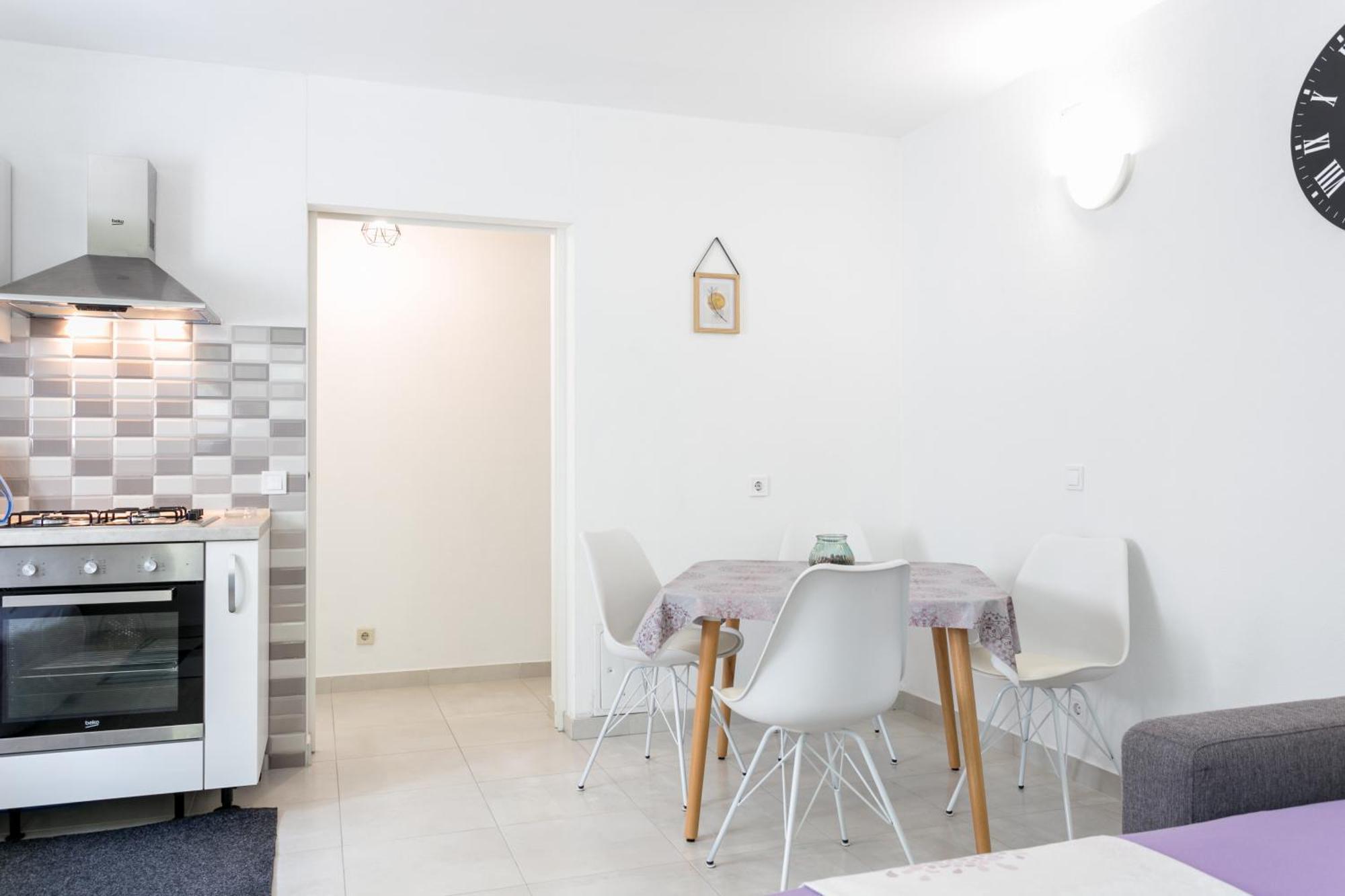 Apartments With A Parking Space Podstrana, Split - 17586 外观 照片